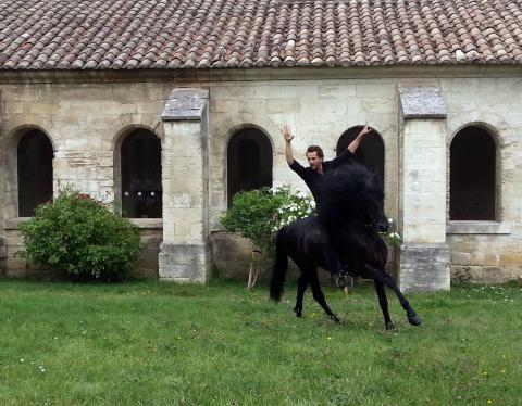 "Surgissement" dans le Grand cloître de la Chartreuse © Marie-Claire Bruzzoni - La Chartreuse