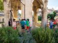 photos enfants cloître Saint-Jean