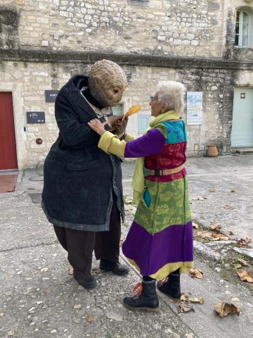 Jeanne Heuclin et un Padox © Agathe Vilotitch-la Chartreuse