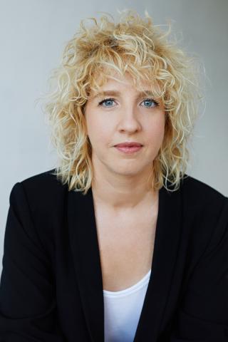 Karine Sauvé ©Julie Artacho Karine Sauvé ©Julie Artacho